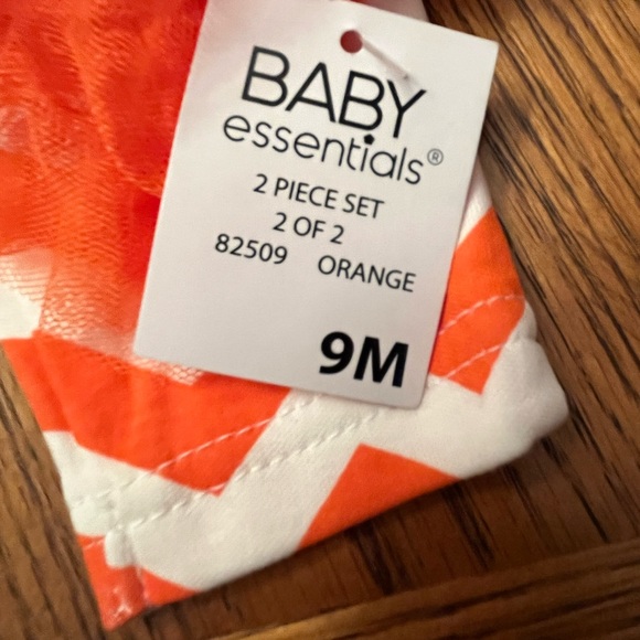 Hello little pumpkin 🎃-lot set of 3 new born/ older! - Picture 5 of 15